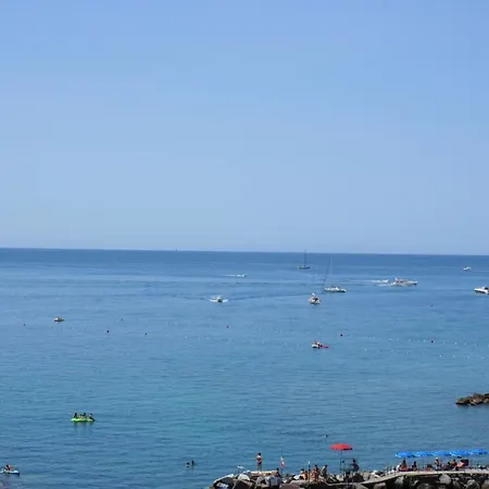 شقة La Casa A Due Passi Dal Mare كاسْتيلونْشيلّو