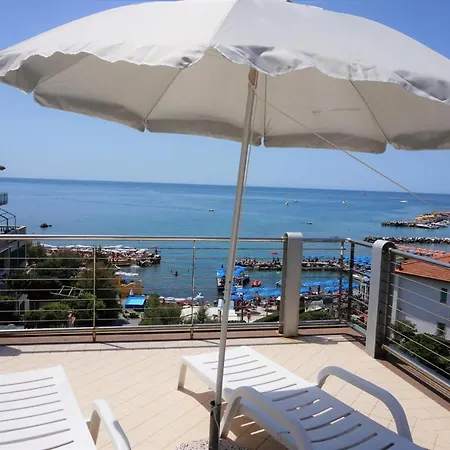 La Casa A Due Passi Dal Mare شقة